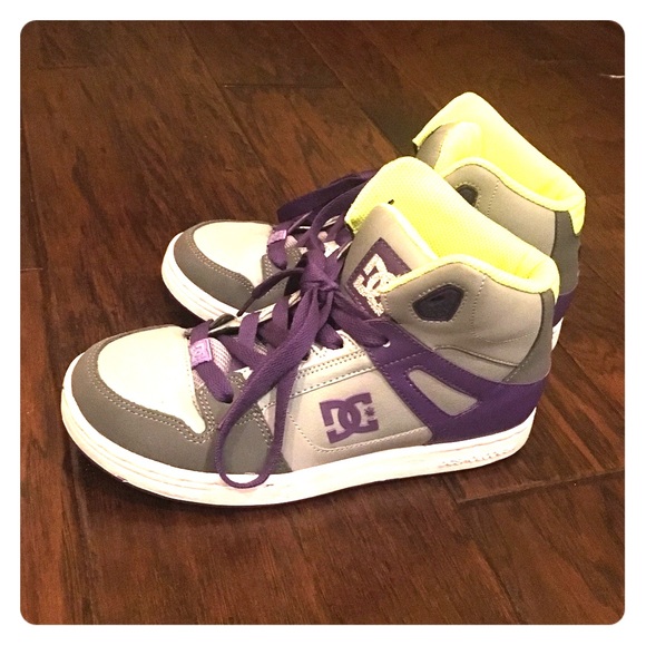 Dc Shoes Girls Dc High Top Sneakers Poshmark Dc Shoes Girls Dc High Top Sneakers Poshmark